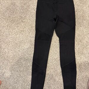 Women's Black leggings with mesh detail